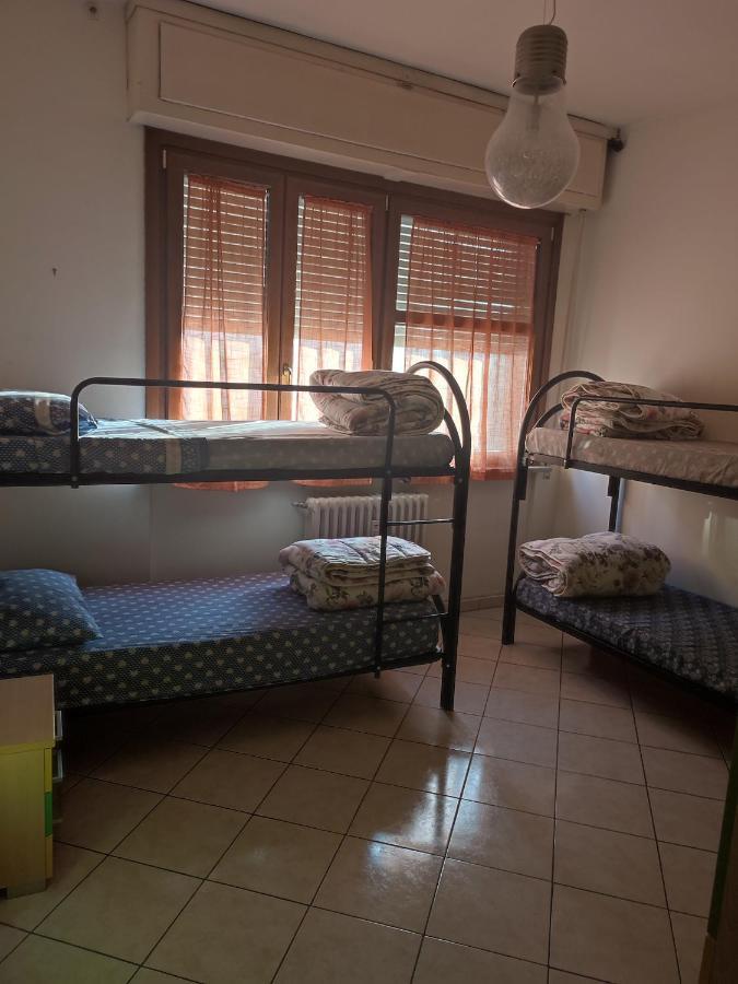La Casa Di Fiore Apartment Асти Екстериор снимка